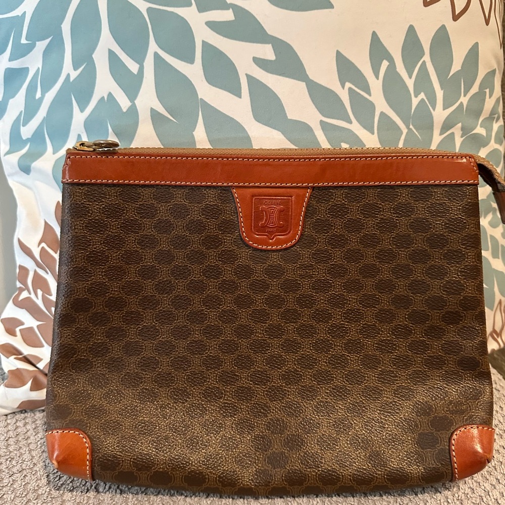 Celine Pouch